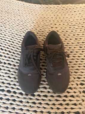 ALO Yoga ALO Runner - Espresso